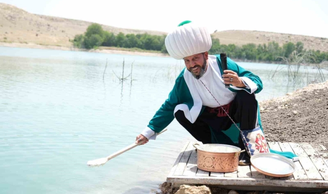 Muhteşem festival göle maya çalma ile başladı