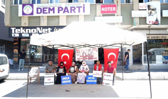 Muşlu annelerin evlat nöbeti kararlılıkla devam ediyor