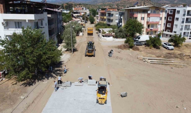 Nazilli'de deforme yollar yenileniyor