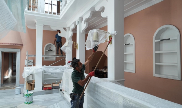 Nevmekan Kuzguncuk yapılan tadilatın ardından bugün yeniden kapılarını açıyor