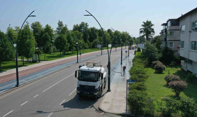 Ordu'da caddeler temizleniyor