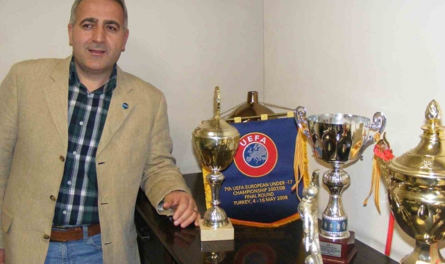 Özcan Şimşek, futbolcu yetiştirme tazminatının nasıl hesaplandığını değerlendirdi