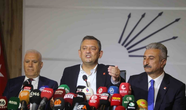 Özgür Özel: "Biz paradan 6 sıfır atmayacağız, bir sıfır atacağız"