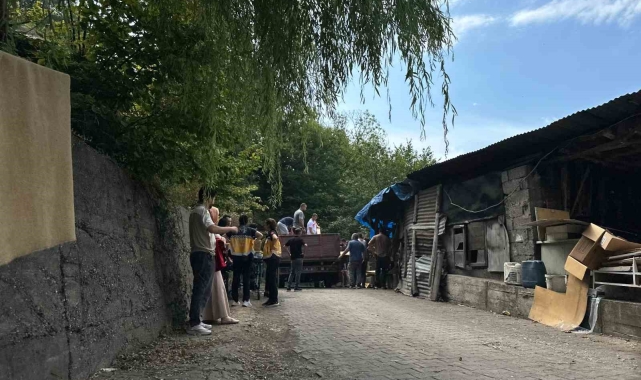 Ruhsatsız işletilen maden ocağında göçük, 1 işçiyi kurtarma çalışmaları sürüyor