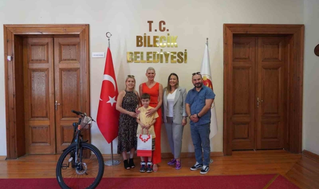 Rusya'da düzenlenen Uluslararası Müzik Festivali'nde 3'üncü oldu