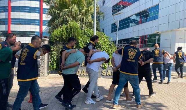 Şafak operasyonuyla yakalanan hırsızlık şüphelileri adliyeye sevk edildi