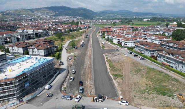 Sakarya Büyükşehir'in yeni yol hamlesi o bölgenin trafik yükünü hafifletecek