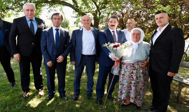 Samsun Valisi Tavlı, Terme'de 15 Temmuz gazisi Korkmaz'ı ziyaret etti