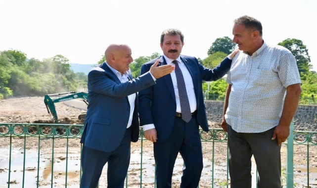 Samsun Valisi Tavlı, Terme'de taşkından etkilenen bölgede incelemede bulundu