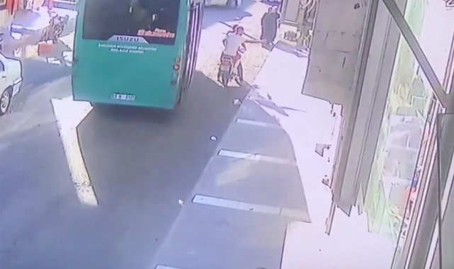 Şanlıurfa'da işyerine silahlı saldırı anı kamerada