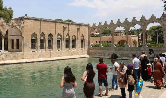Şanlıurfa'da sıcak hava etkisini sürdürüyor