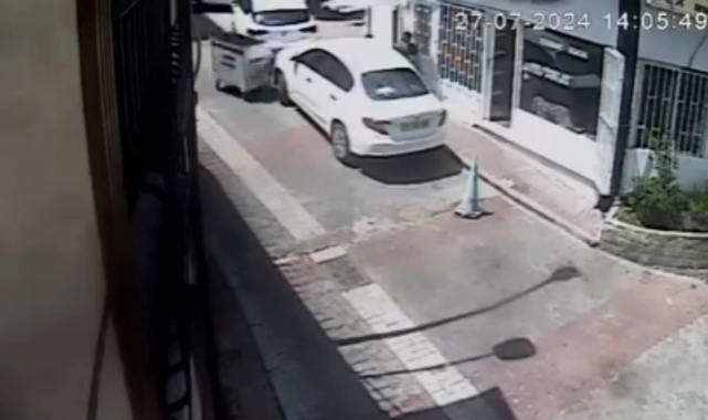 Sarıyer'de çöp konteyneri araçlara çarpa çarpa kaydı: Bir kişi kayan konteyneri böyle yakalamaya çalıştı