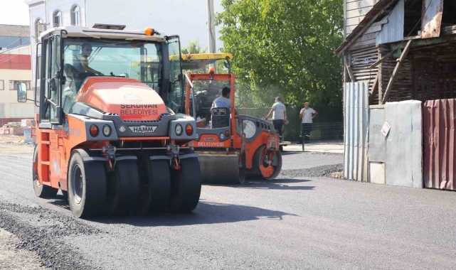 Serdivan'da sokaklar bir bir yenileniyor
