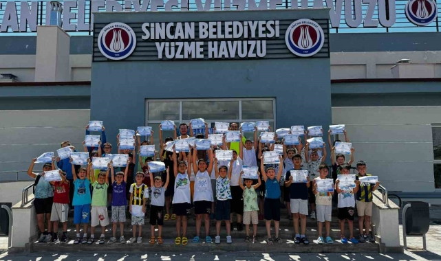 Sincan Belediyesi Çimşit Yüzme kursu ilk mezunlarını verdi