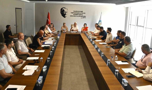 Sokak hayvanları için bir araya geldiler
