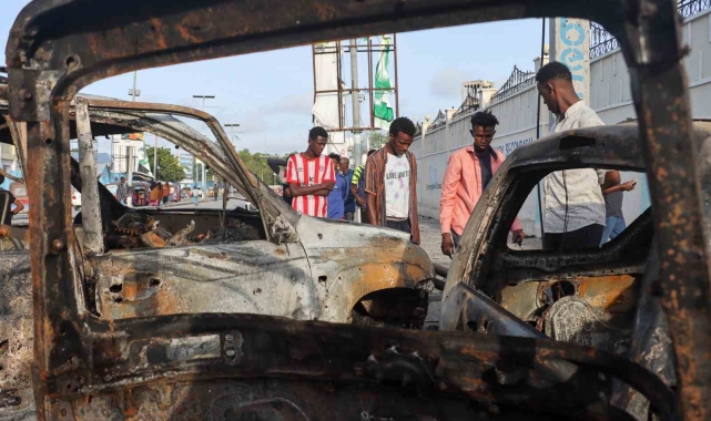 Somali'de bomba yüklü araçla saldırı: 5 ölü, 20 yaralı