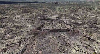 Sönmüş lavların arasındaki kale, gizemini koruyor