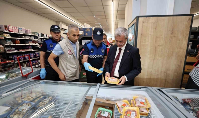Tahmazoğlu: "Halkın sağlığı ile kimse oynayamaz"