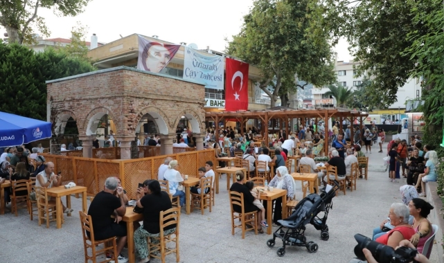 Tarihi Çınaraltı Çay Bahçesi yeniden açıldı