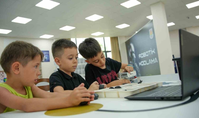 Tarsus Belediyesinin ücretsiz yaz kursları başladı