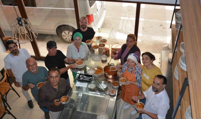 Tarsus'un yöresel yemekleri geleceğe taşınıyor