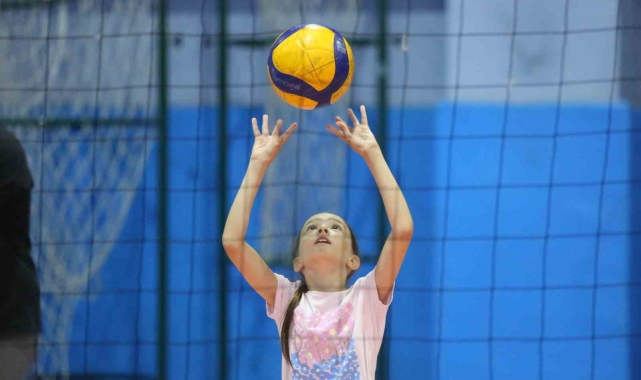 Tatil, Yaz Spor Okullarıyla renkleniyor