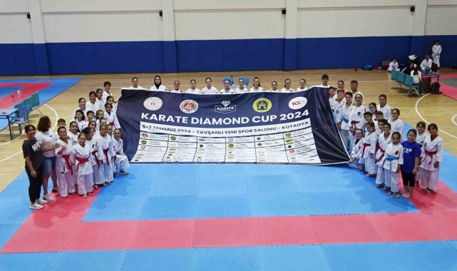 Tavşanlı büyük bir karate organizasyonuna hazırlanıyor