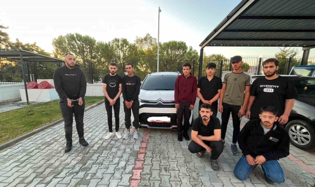 Tekirdağ'da göçmen kaçakçılığı operasyonu: 8 göçmen ve 1 organizatör yakalandı