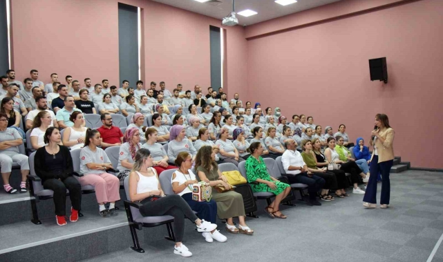 Tekstil işçilerine bulaşıcı hastalıklardan korunma yöntemleri anlatıldı