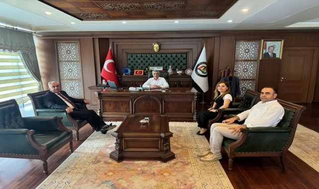 Tokat Defterdarı Karpınar'dan Pazar Belediye Başkanı Pervanlar'a ziyaret