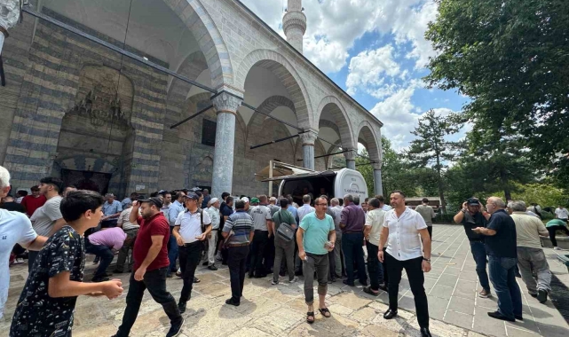 Tokat'ta Muharrem Ayı coşkusu: 5 camide aşure dağıtıldı