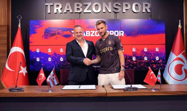 Trabzonspor, Denis Draguş için imza töreni düzenledi