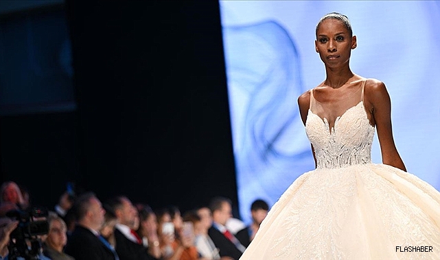 TÜRK GELİNLİKLERİ DÜNYA PAZARINI SALLIYOR!