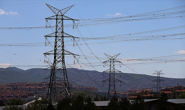 TÜRKİYE'NİN ELEKTRİKTE ABONE SAYISI 50 MİLYONU GEÇTİ!