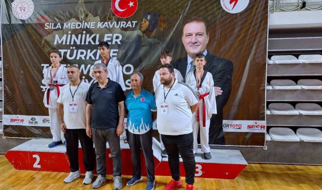 Türkiye Taekwondo Şampiyonası'nda Afyonkarahisarlı sporcu üçüncü oldu