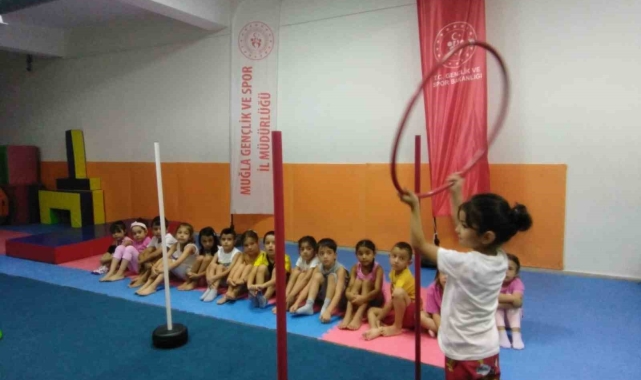 Ulalı çocuklar 30 kilometreden spor yapmaya geliyor