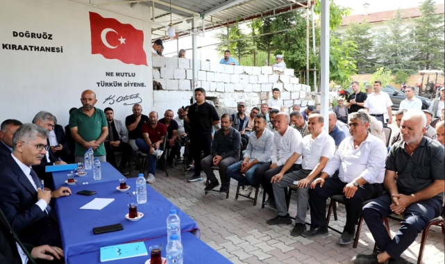 Vali Çelik belde ve köylerde vatandaşlarla bir araya geldi