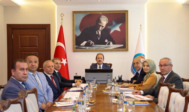 Vali Pehlivan: "Mersin'de bin 700 derslikli 89 okul inşaatı bulunuyor"