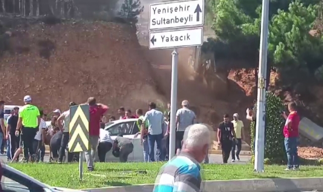 Vatandaşlar, Aydos Ormanı'ndaki yangın için seferber oldu