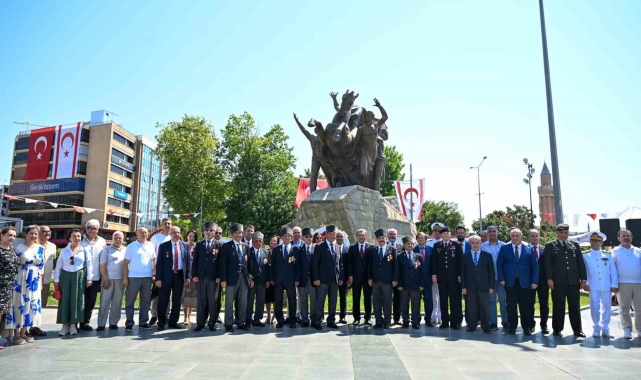 Yavru vatan KKTC'nin 50.yaşı Antalya'da coşkuyla kutlandı