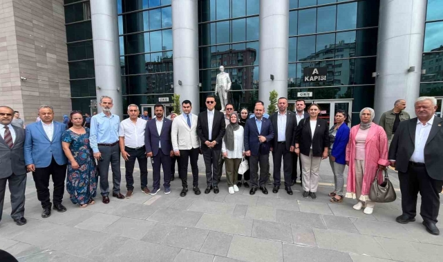 Yılmaz Büyükerşen ve 4 sanığın yargılandığı 'Haksız mal edinme' davası başladı