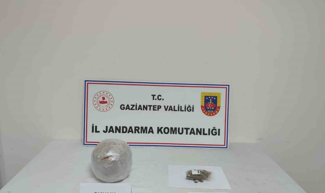 Yolcu otobüsünde 1 kilogram 750 gram skunk maddesi ele geçirildi