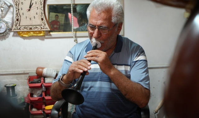 "Yoldaşım" dediği zurnasına yarım asırdır nefes oluyor