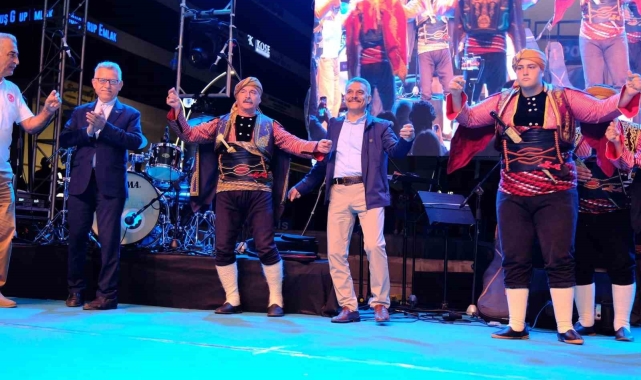 Yozgat Valisi Özkan, seymenlere taş çıkardı