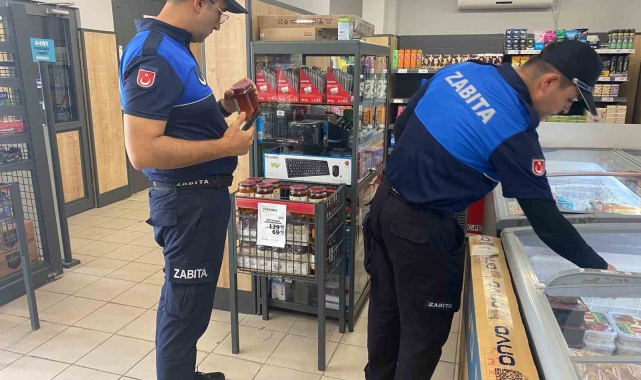 Zabıta ekipleri zincir marketleri denetledi