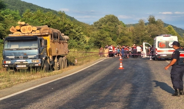 Zonguldak&#039;ta kamyonun çarptığı elektrikli bisiklet sürücüsü öldü