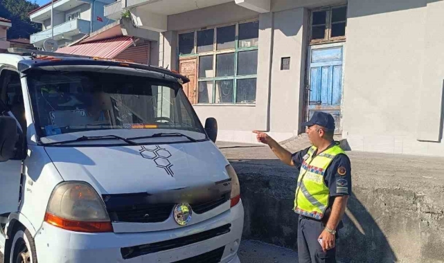 Zonguldak'ta çakar lamba takılı araca 6 bin 439 lira ceza