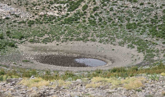 Zoveser doğasıyla ziyaretçilerini büyülüyor