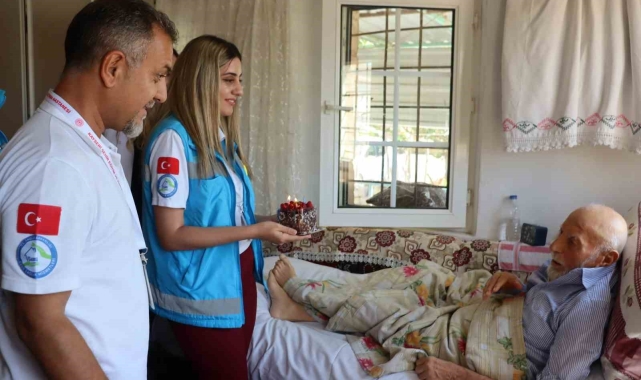 1 asırlık dedeye doğum günü sürprizi
