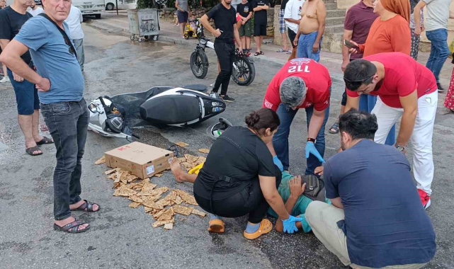2 motosikletin kazasında 3 kişi yaralandı, kask takmayan sürücü ağır yaralandı